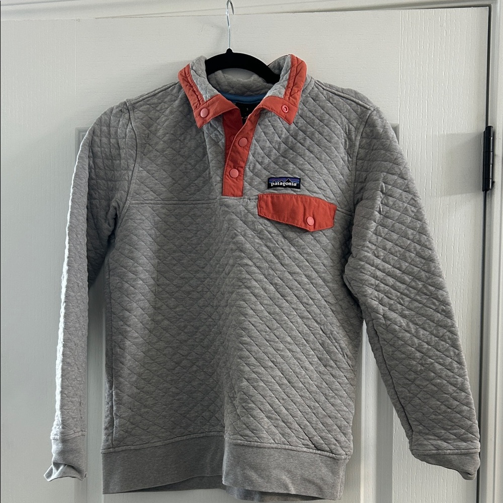Patagonia Quilted Pullover in Gray and Orange